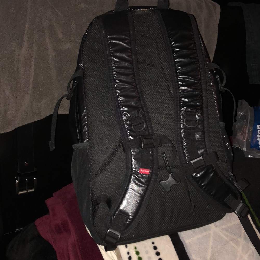 Supreme Backpack - Picture 2 of 3